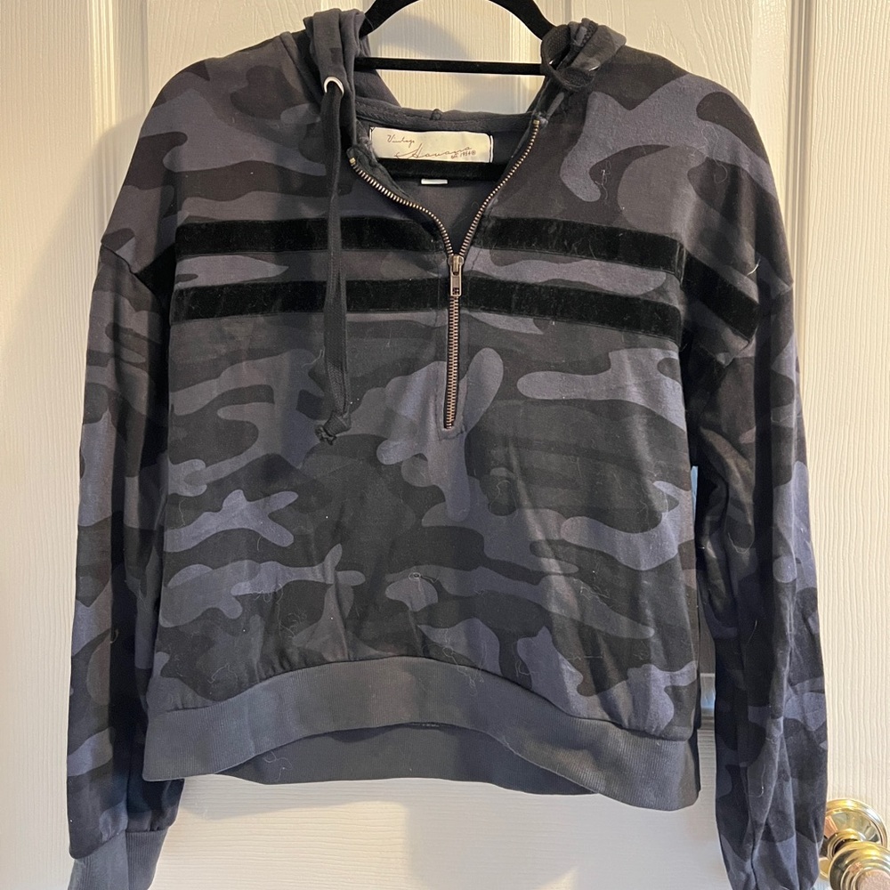 Vintage havana, sweatshirt, hoodie, grey, black, camo, stripe, zipper